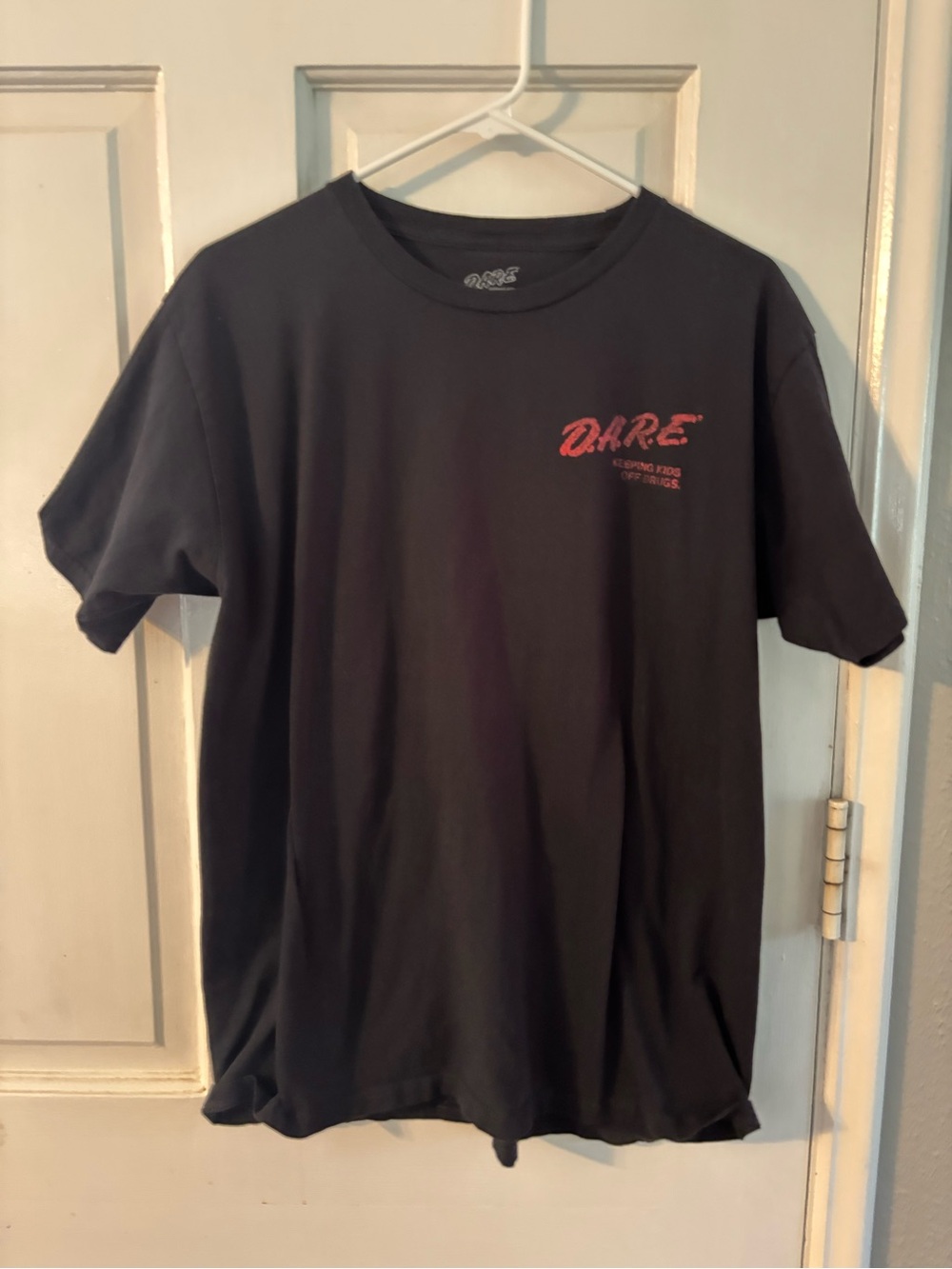 D.A.R.E. Men's L Black Graphic Logo 'Keeping Kids Off Drugs' Cotton T-Shirt